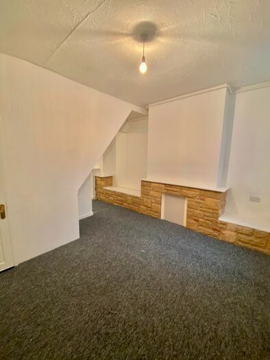 2 Bedroom Terraced House To Rent In Essex Street, Middlesbrough, TS1