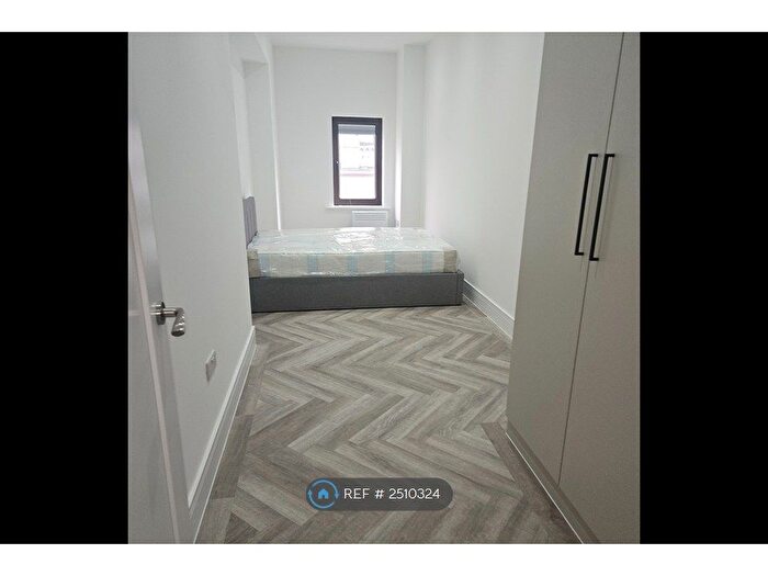 2 Bedroom Flat To Rent In Oldstreet, London, EC1V