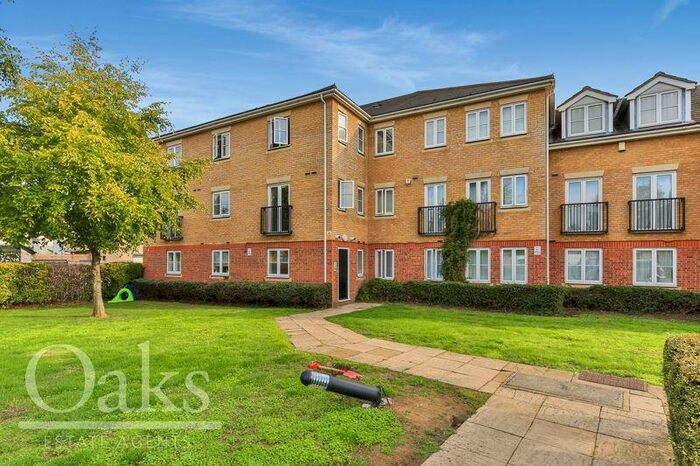 2 Bedroom Flat To Rent In Whitstable Place, Croydon, CR0