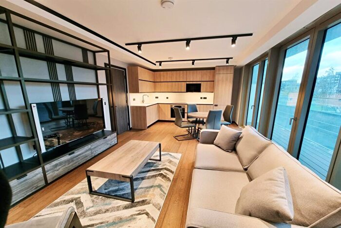 2 Bedroom Apartment To Rent In Hewett Street, London, EC2A