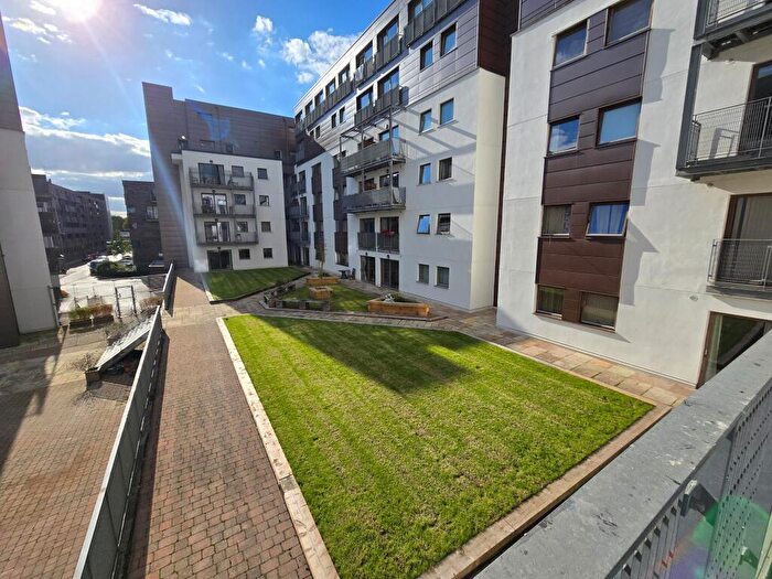 2 Bedroom Flat To Rent In Isaac Way, Manchester, M4