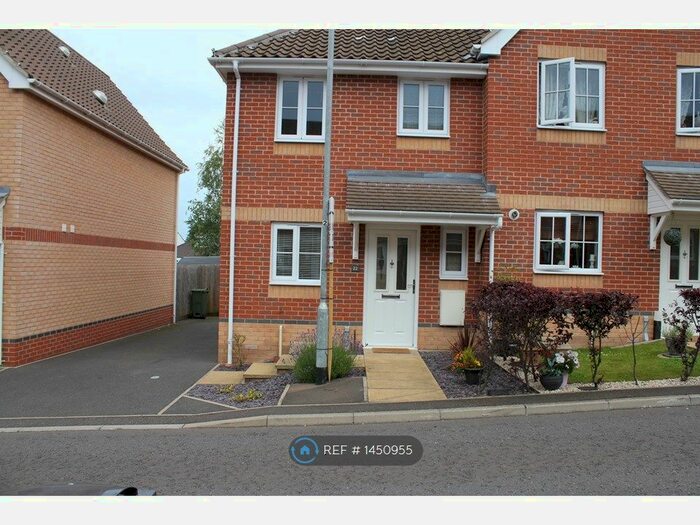 2 Bedroom Semi-Detached House To Rent In St James Close, Halstead, CO9