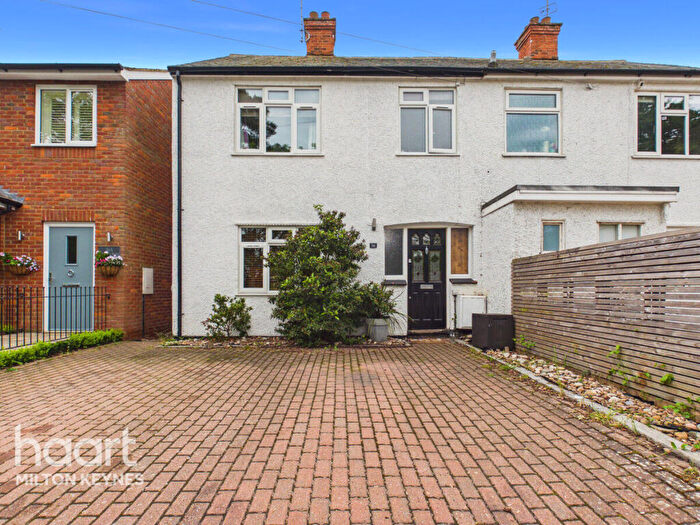 3 Bedroom Semi-Detached House For Sale In Bedford Road, Milton Keynes, MK17