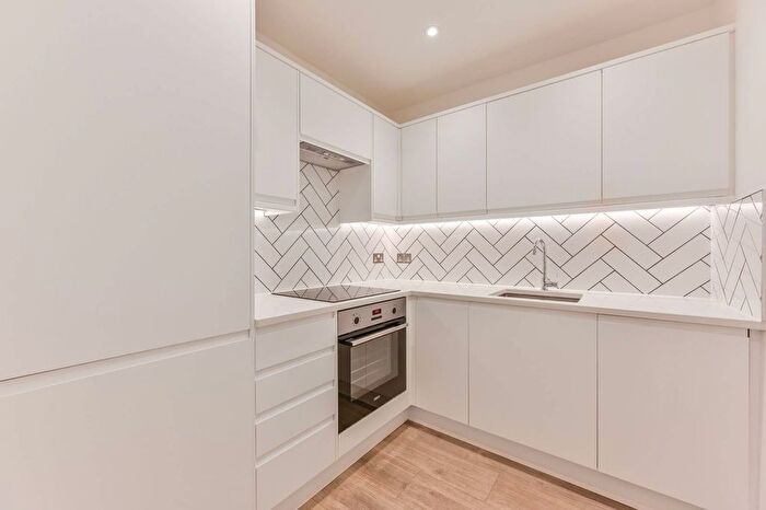 1 Bedroom Flat To Rent In Este Road, Clapham Junction, London, SW11