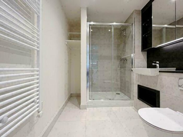 2 Bedroom Apartment To Rent In Henry Strong Road, Harrow, HA1