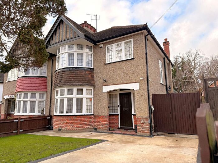 3 Bedroom Semi Detached House For Sale In Woodhall Drive, Pinner, HA5