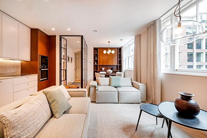 2 Bedroom Flat To Rent In Holborn, WC2B