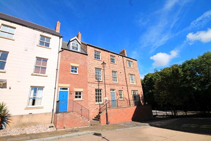 2 Bedroom Flat For Sale In Highgate, Durham City, DH1