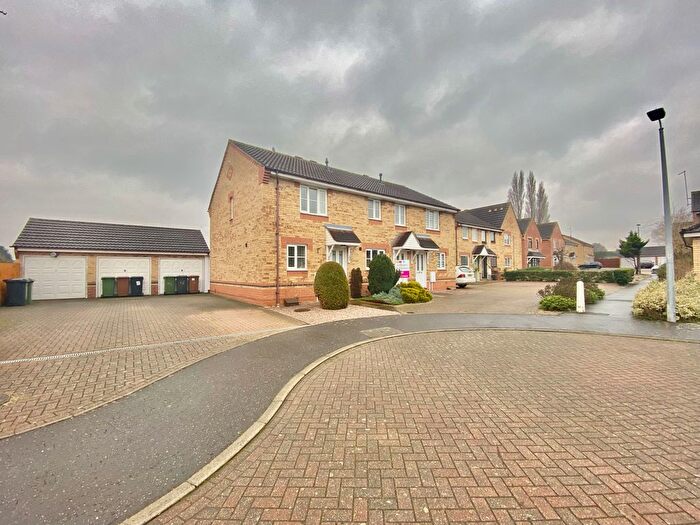 2 Bedroom Property To Rent In Turnstone Way, Stanground, Peterborough, PE2