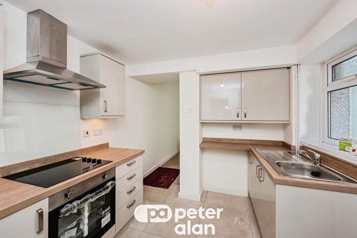 3 Bedroom Terraced House For Sale In John Street, Resolven, Neath, SA11