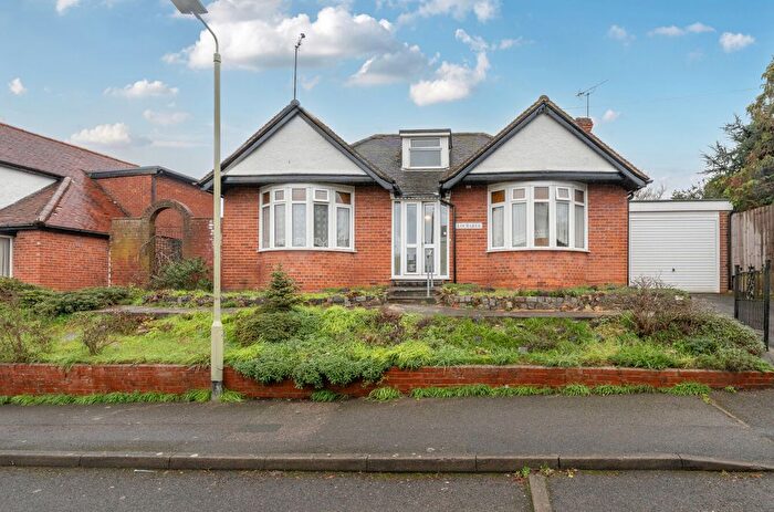 3 Bedroom Bungalow For Sale In Sidmouth Grange Road, Earley, Reading, RG6