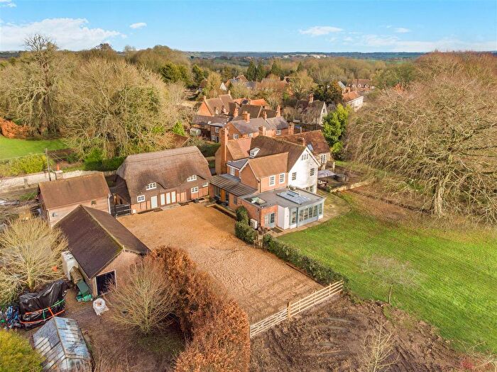 7 Bedroom Property For Sale In Oving Road, Whitchurch, HP22