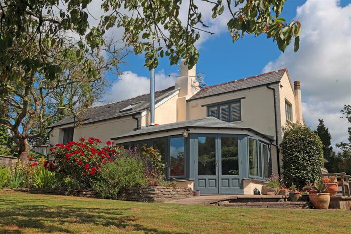 4 Bedroom Character Property For Sale In Pont, Nr Fowey, PL23