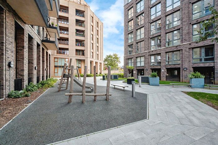 2 Bedroom Flat For Sale In Marri Street, Watford, WD24