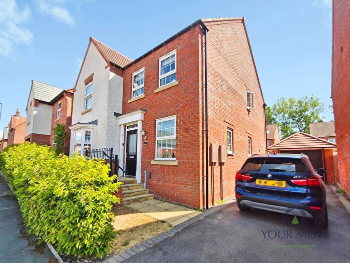 4 Bedroom Detached House For Sale In Gee Avenue, Hugglescote, Coalville, Leicestershire, LE67
