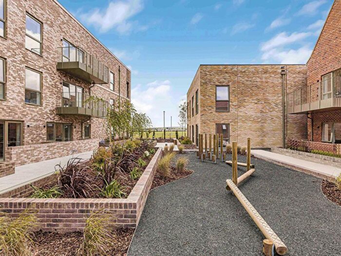 2 Bedroom Flat For Sale In Newmarket Road, Teversham, Cambridge, CB5