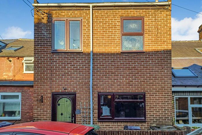 3 Bedroom Terraced House For Sale In Beech Grove, Blackhall Mill, Newcastle Upon Tyne, NE17