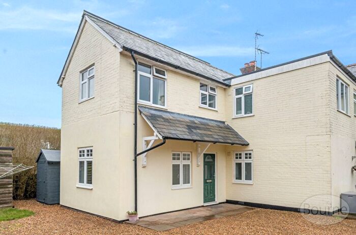 1 Bedroom Flat For Sale In Forest Road, Liss, Hampshire, GU33