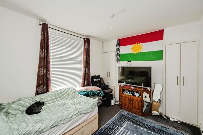 5 Bedroom Terraced House For Sale In Western Street, Swansea, SA1