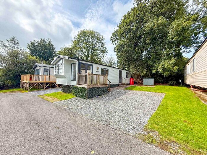 2 Bedroom Caravan For Sale In , Narberth, SA67
