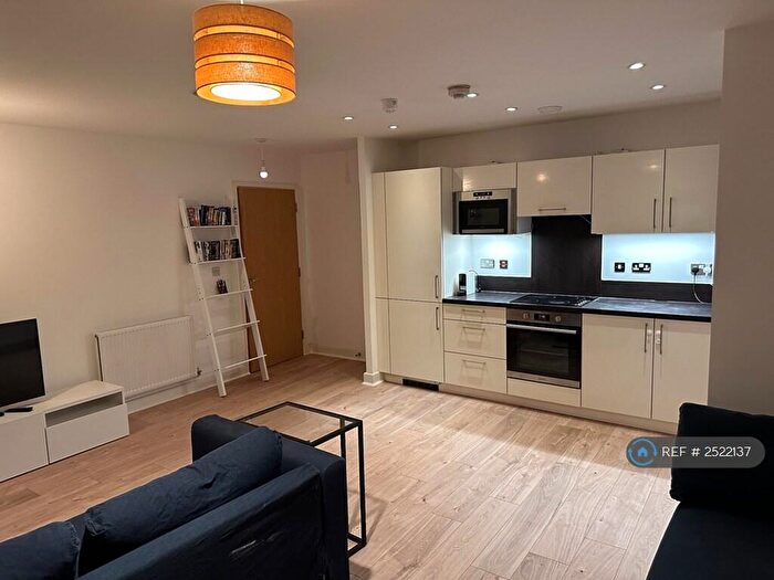 1 Bedroom Flat To Rent In Heron Place, London, E16