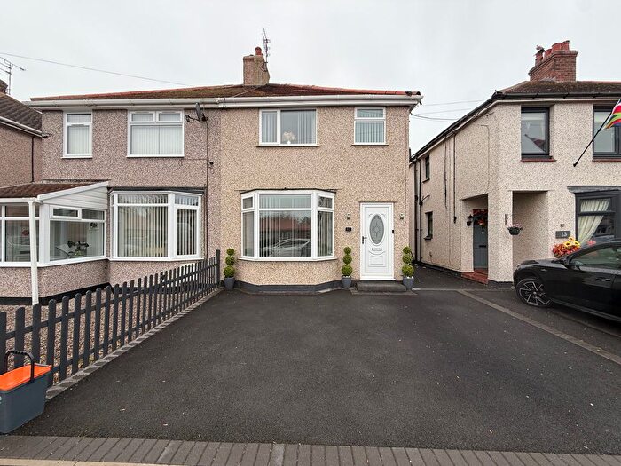 3 Bedroom Semi Detached House For Sale In Brynhedydd Road, Rhyl, LL18