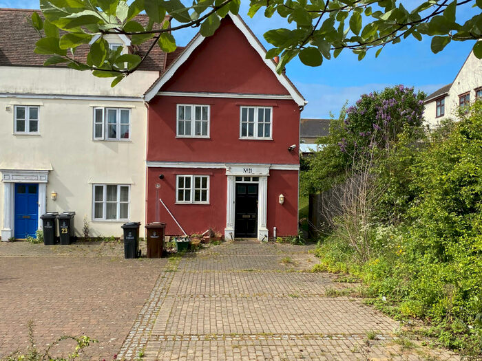 4 Bedroom House To Rent In Elmstead Road, CO4