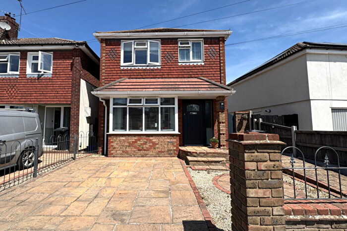 3 Bedroom Detached House For Sale In Orchard Road, Southminster, CM0