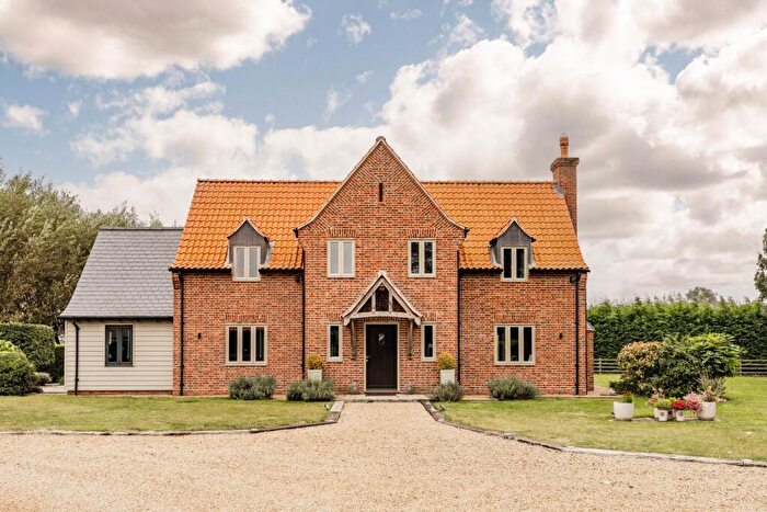 5 Bedroom Detached House For Sale In Chain Free In Long Sutton, PE12