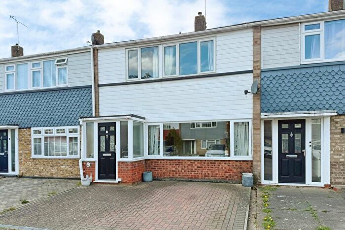 3 Bedroom Terraced House For Sale In Great Knightleys, Basildon, Essex, SS15