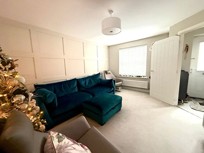 3 Bedroom Terraced House To Rent In Hitchen Street, Northwich, CW8