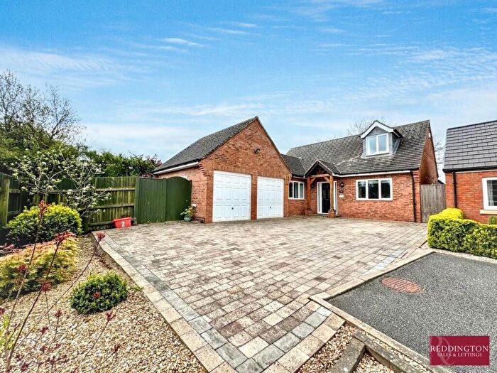 3 Bedroom Detached House For Sale In Old Bakery Close, Thringstone, Coalville, LE67