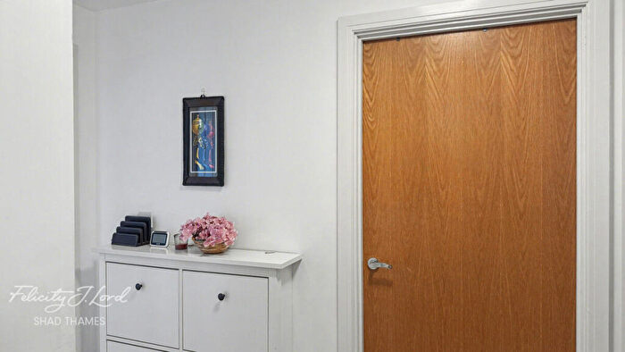 2 Bedroom Flat To Rent In Sandover House, Spa Road, London, SE16