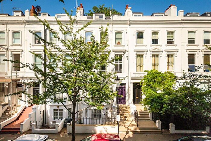 2 Bedroom Flat For Sale In Russell Road, W14