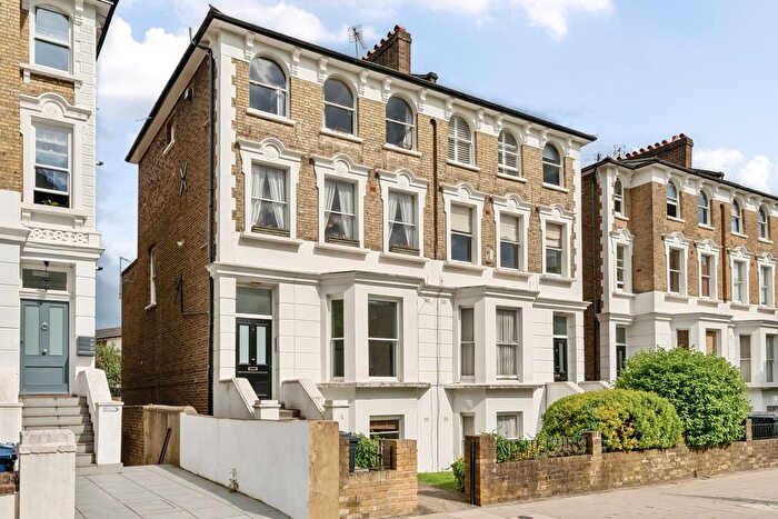 2 Bedroom Flat To Rent In Windsor Road, London, W5