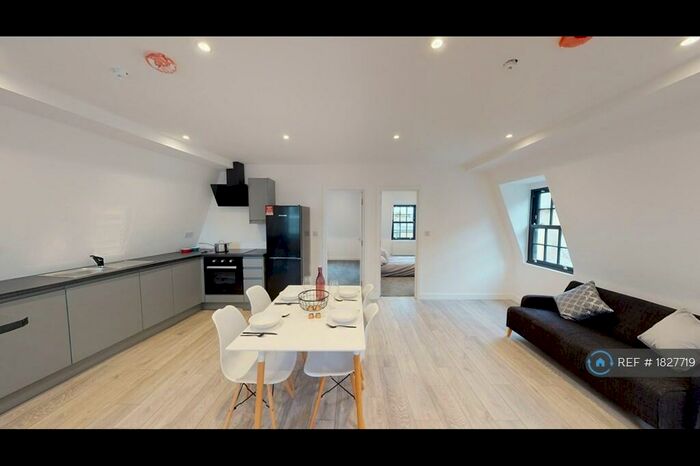 2 Bedroom Flat To Rent In Sydenham Park, London, SE26