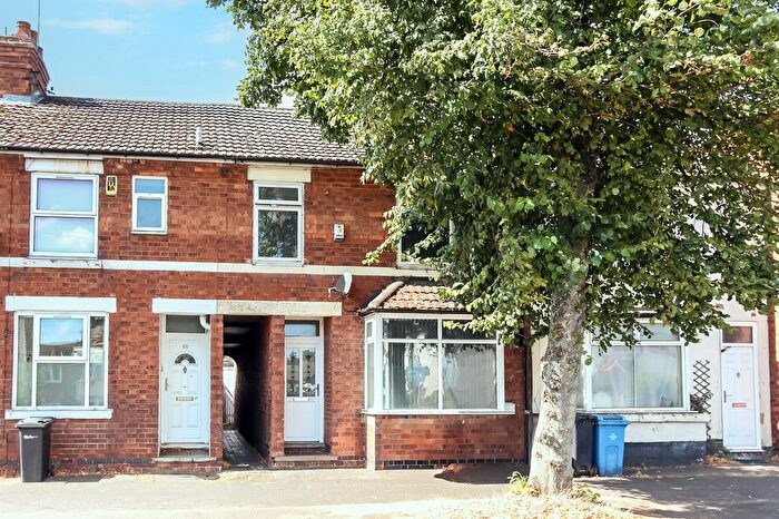 3 Bedroom Terraced House To Rent In Windmill Avenue, Kettering, NN16