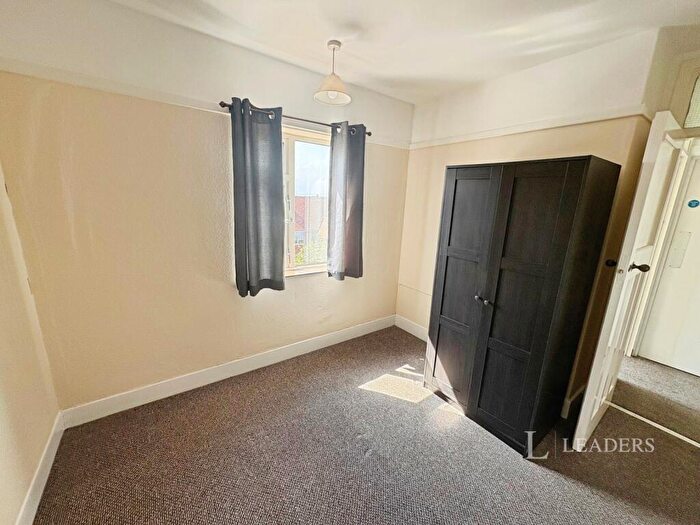 1 Bedroom Flat To Rent In South Parade, Skegness, PE25