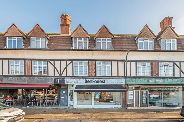 2 Bedroom Flat For Sale In Richmond Road, Kingston Upon Thames, KT2