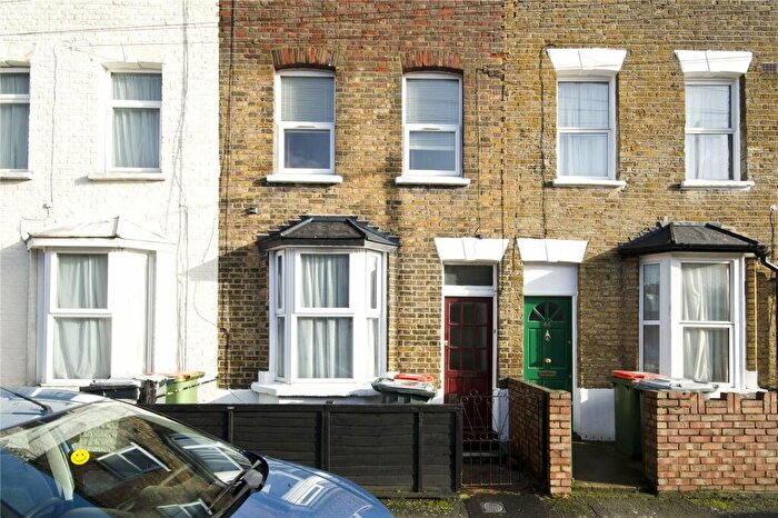 2 Bedroom Terraced House To Rent In Field Road, Forest Gate, London, E7