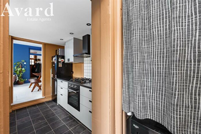 1 Bedroom Flat For Sale In Dyke Road Drive, Brighton, BN1