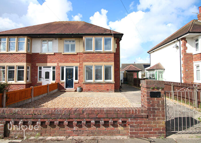 3 Bedroom Semi-Detached House For Sale In Fleetwood Road, Thornton-Cleveleys, FY5