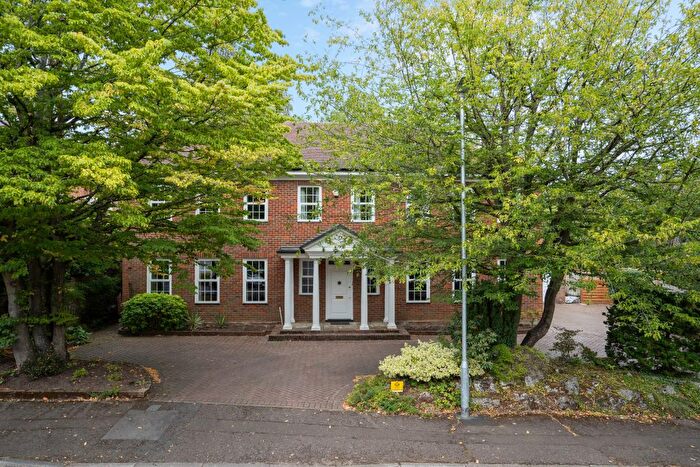 5 Bedroom Detached House For Sale In Rogers Ruff, Northwood, HA6