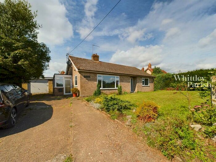 3 Bedroom Detached Bungalow For Sale In The Ling, Wortham, Diss, IP22