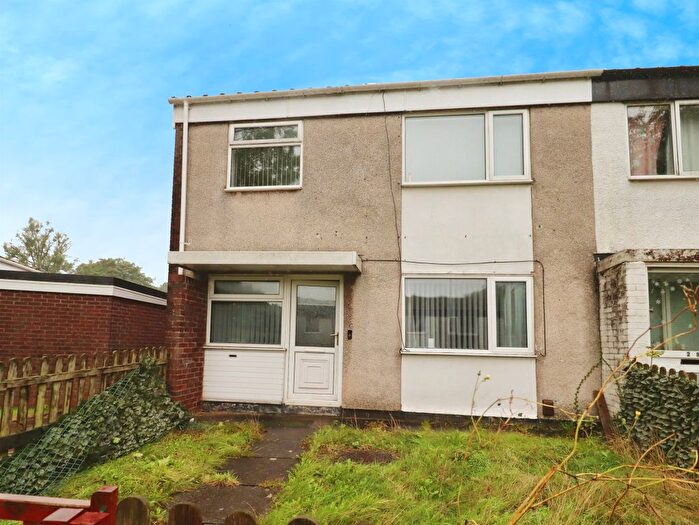 3 Bedroom End Of Terrace House For Sale In Pennsylvania, Llanedeyrn, Cardiff, CF23