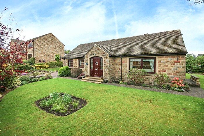 2 Bedroom Bungalow For Sale In Bookers Field, Gomersal, Cleckheaton, West Yorkshire, BD19