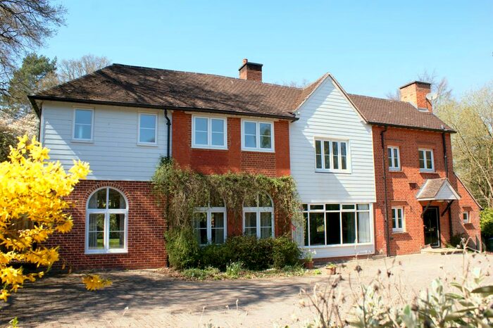 4 Bedroom Detached House To Rent In West Avenue, Whiteley Village, Hersham, Surrey, KT12