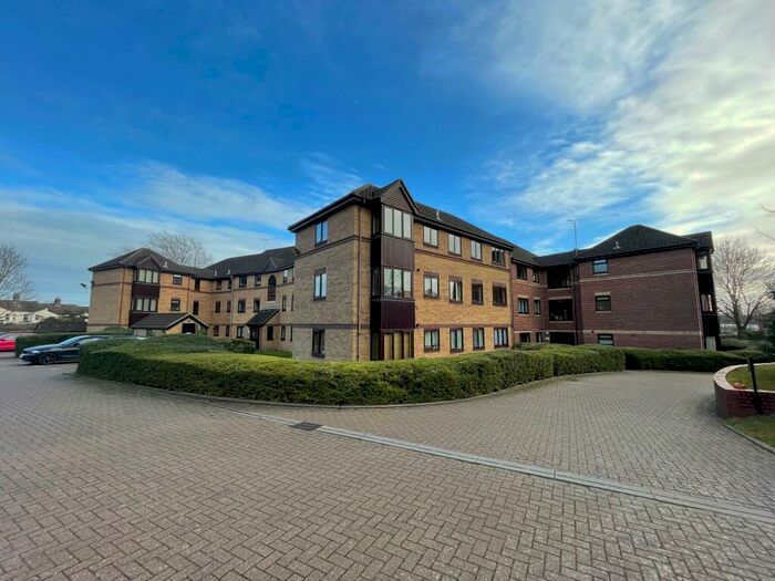 3 Bedroom Flat To Rent In Glendenning Road, Norwich, NR1