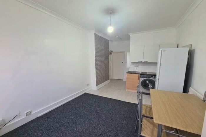Studio To Rent In Romford Road, London, E12