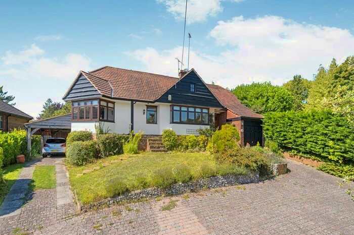 4 Bedroom Detached House For Sale In The Hillside, Chelsfield Park, Orpington, BR6